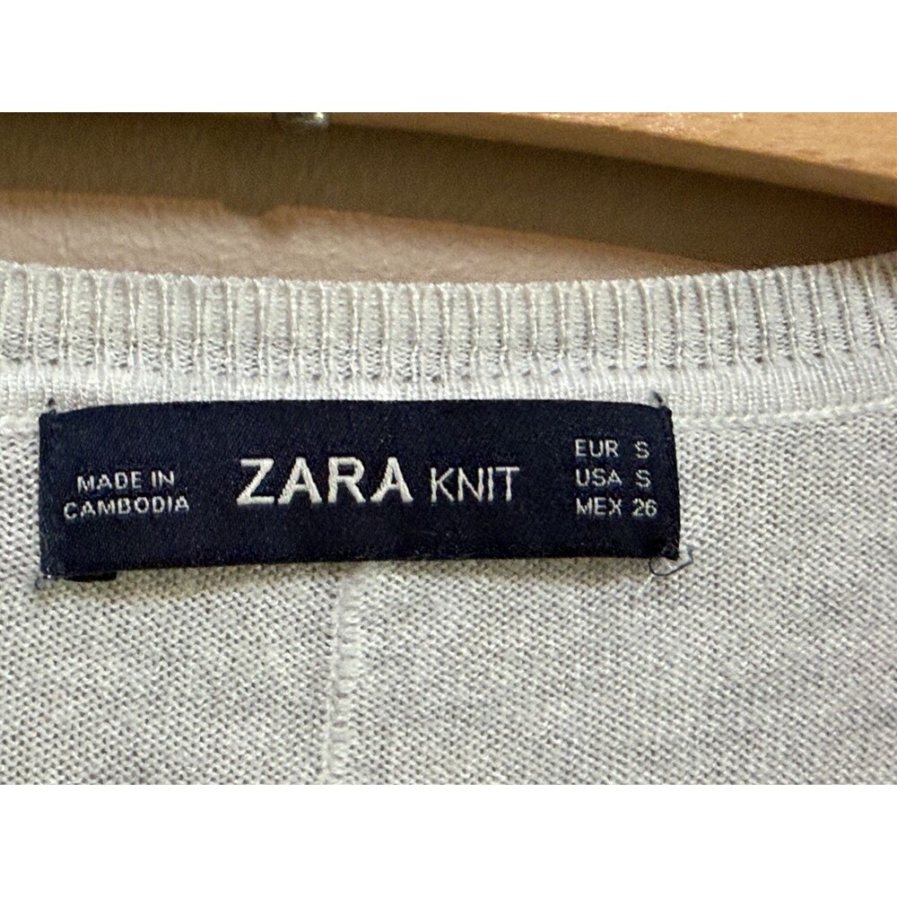 Zara Gray Soft Knit Sweater Lightweight Size Small Side slits Cozy Office Career - Picture 3 of 9